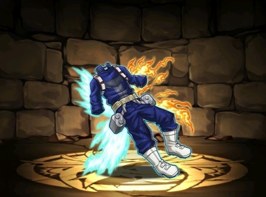 ショートのコスチュームγ