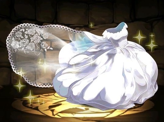 白薔薇のウェディングドレス